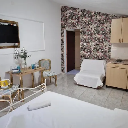 Apartmani Mirjana Hodilje Esterno foto