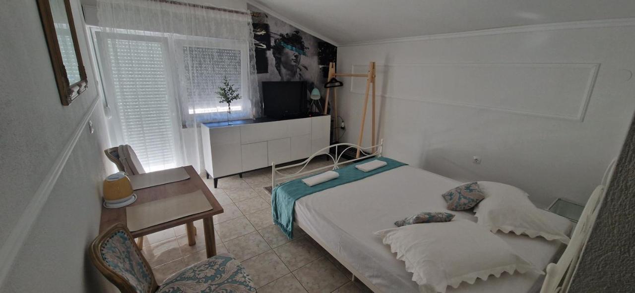 Apartment Mirjana